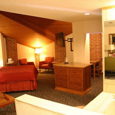 American Inn And Suites Ionia Kültér fotó