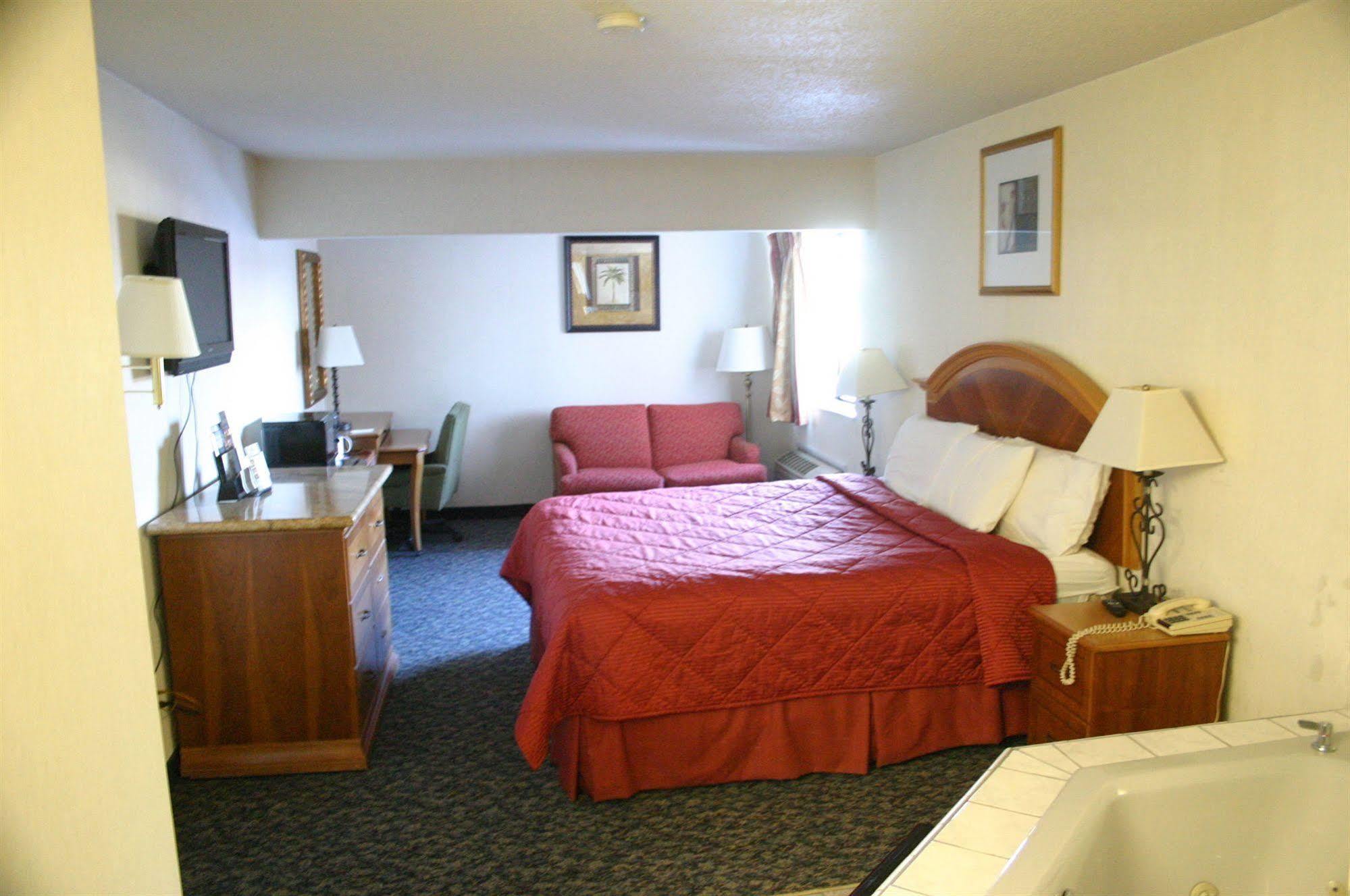 American Inn And Suites Ionia Kültér fotó